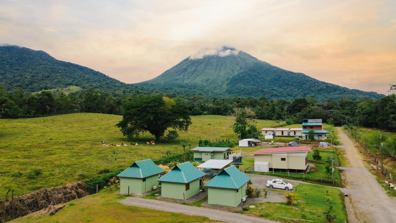 Chongos Place Hotel La Fortuna Kültér fotó